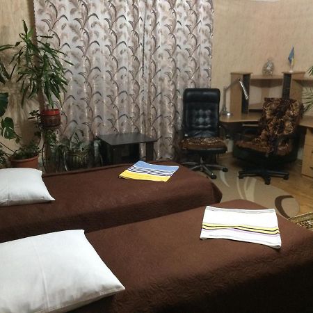 Rooms With Fortetsya View Kamianets-Podilskyi Exterior foto