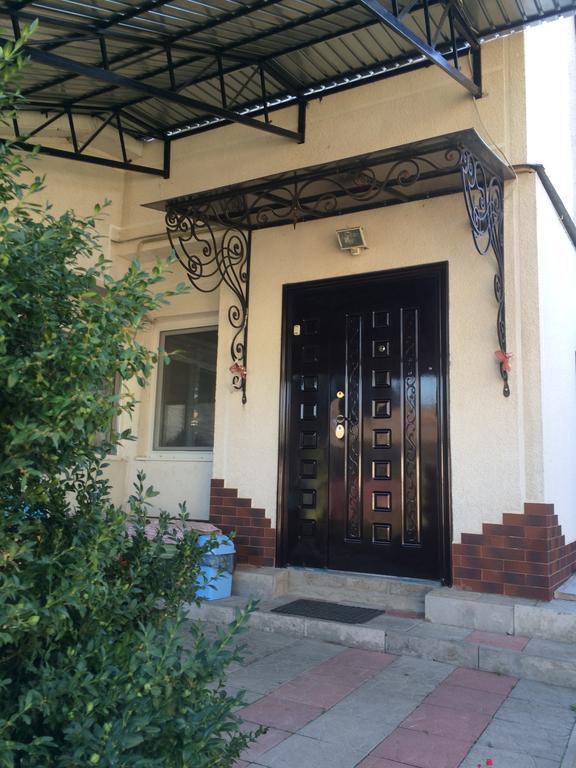 Rooms With Fortetsya View Kamianets-Podilskyi Exterior foto