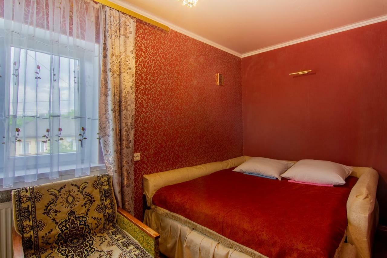 Rooms With Fortetsya View Kamianets-Podilskyi Exterior foto